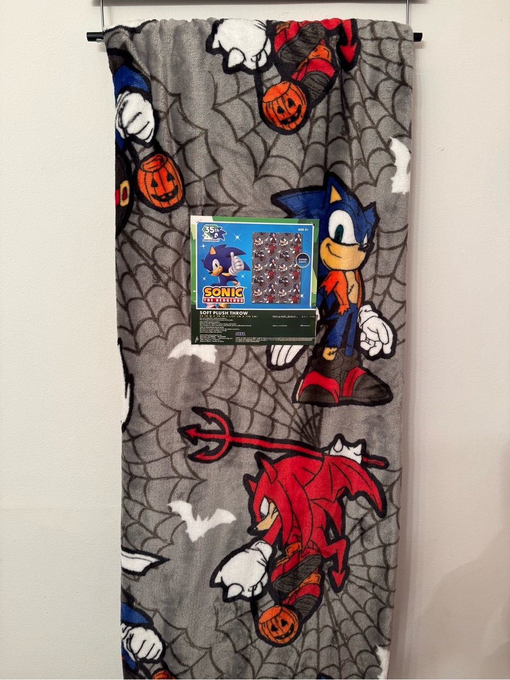 Sonic the Hedgehog Grey Halloween Throw Blanket